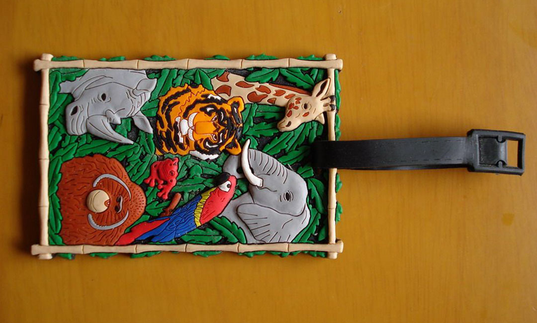 静安博尼箱包CMS网站开发案例